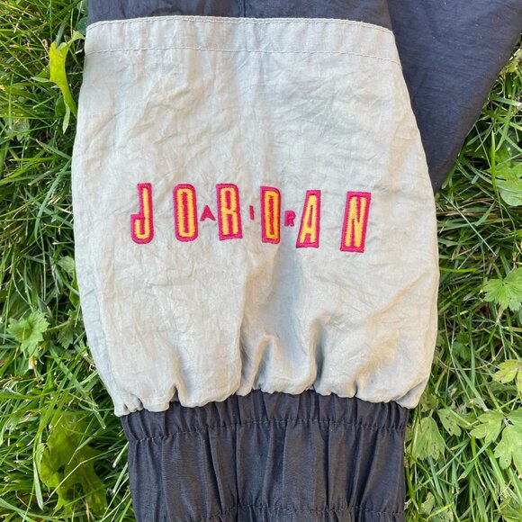 ULTRA RARE 90s Jordan Nike Jacket - Picture 9 of 16
